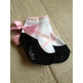 14K015-英國維他命小BB出生嬰兒襪0-3M(黑芭蕾舞款)